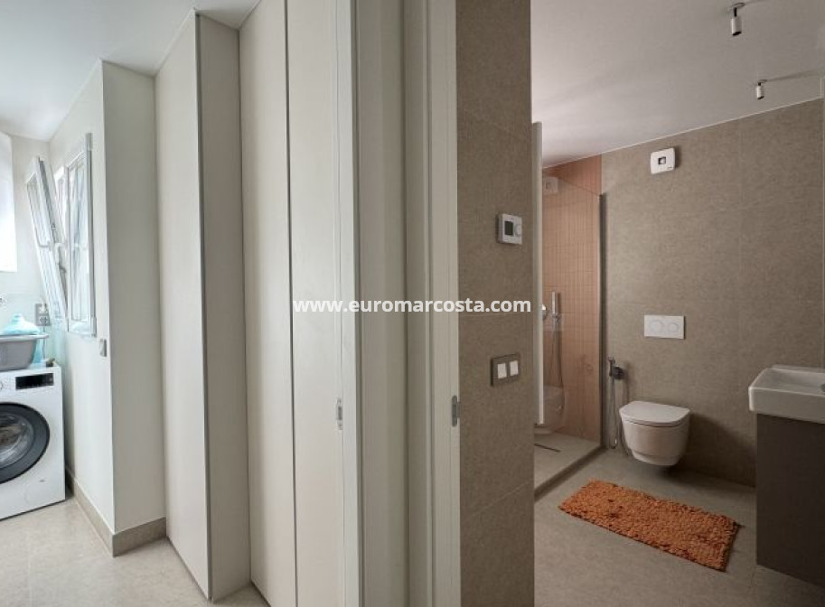 Sale - Apartment / flat - Torrevieja - TORREVIEJA