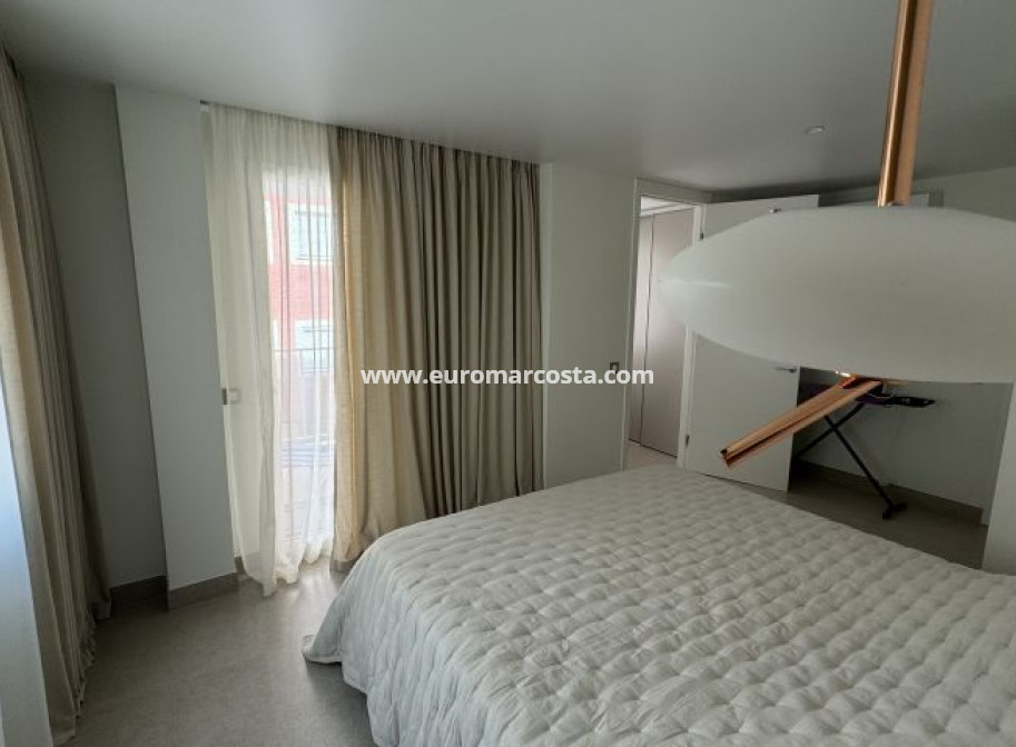 Sale - Apartment / flat - Torrevieja - TORREVIEJA