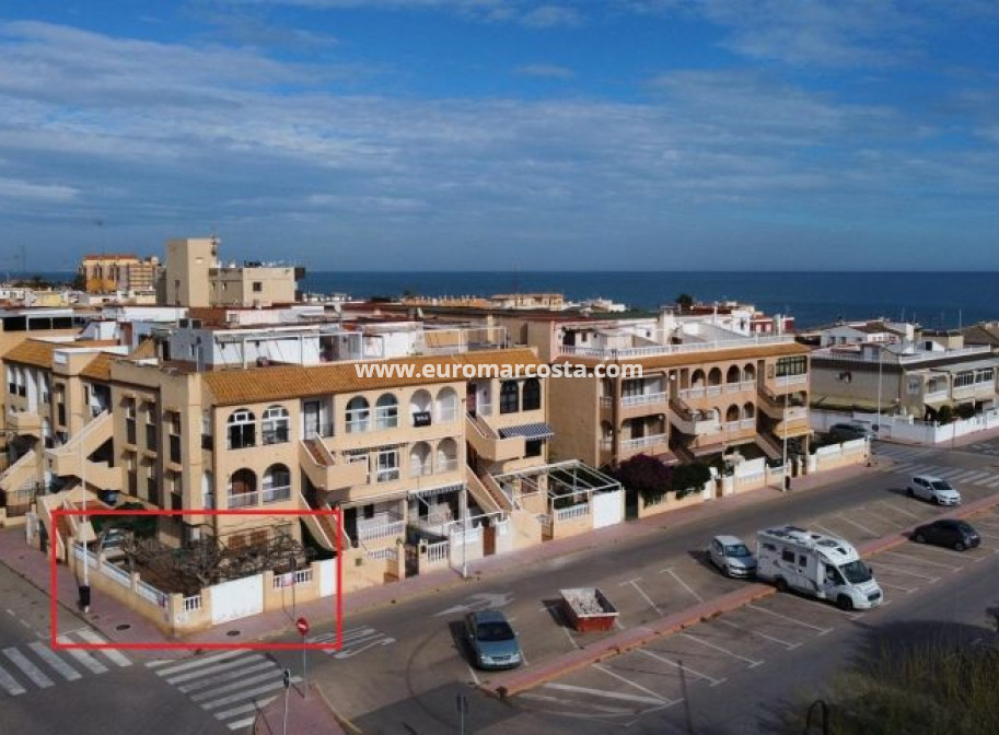 Objekte zum Wiederverkauf - Bungalow - Torrevieja - TORREVIEJA