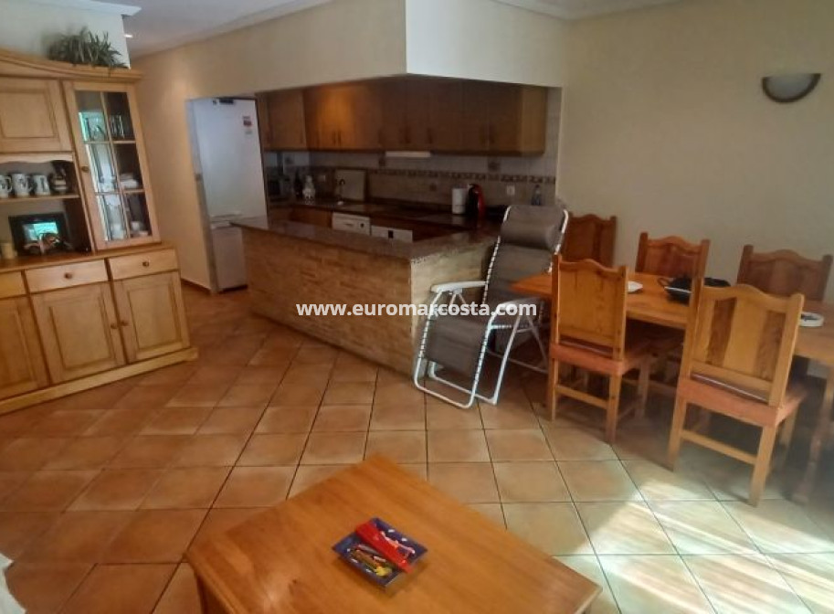 Objekte zum Wiederverkauf - Bungalow - Torrevieja - TORREVIEJA