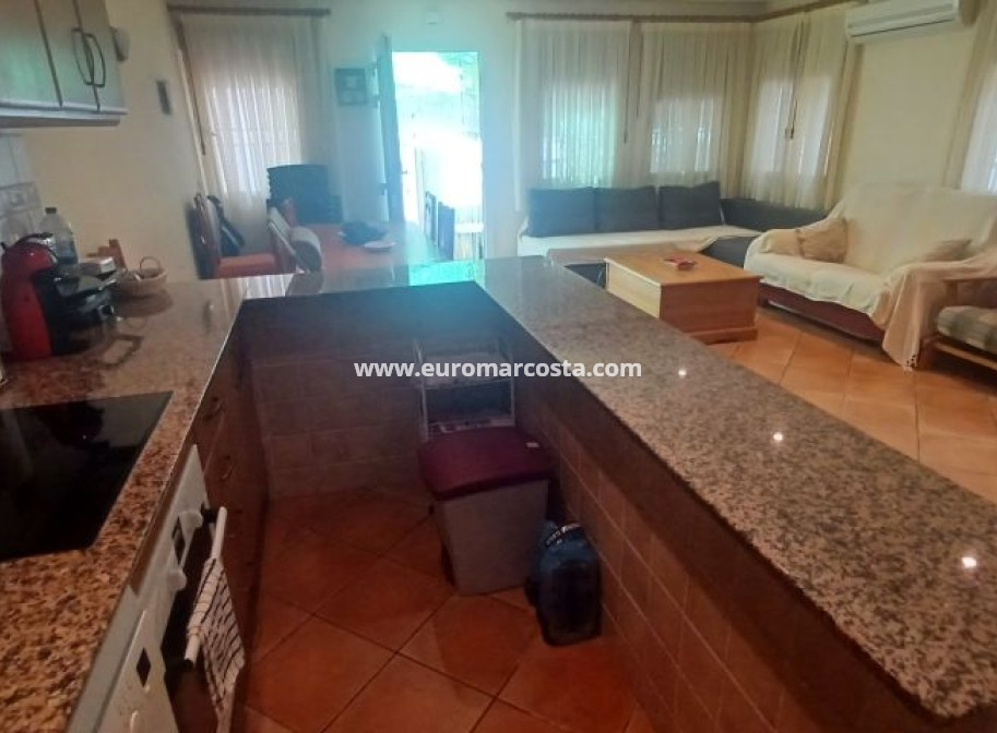 Objekte zum Wiederverkauf - Bungalow - Torrevieja - TORREVIEJA