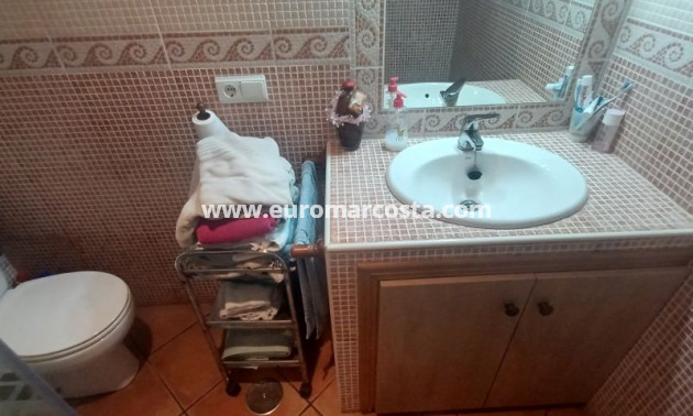Objekte zum Wiederverkauf - Bungalow - Torrevieja - TORREVIEJA