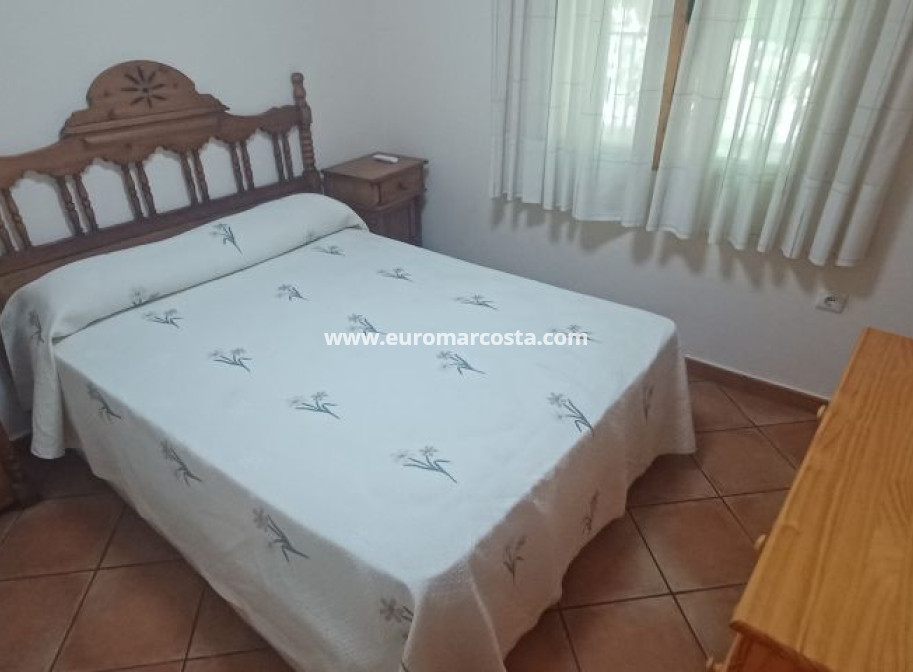 Objekte zum Wiederverkauf - Bungalow - Torrevieja - TORREVIEJA