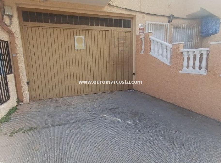 Objekte zum Wiederverkauf - Bungalow - Torrevieja - TORREVIEJA