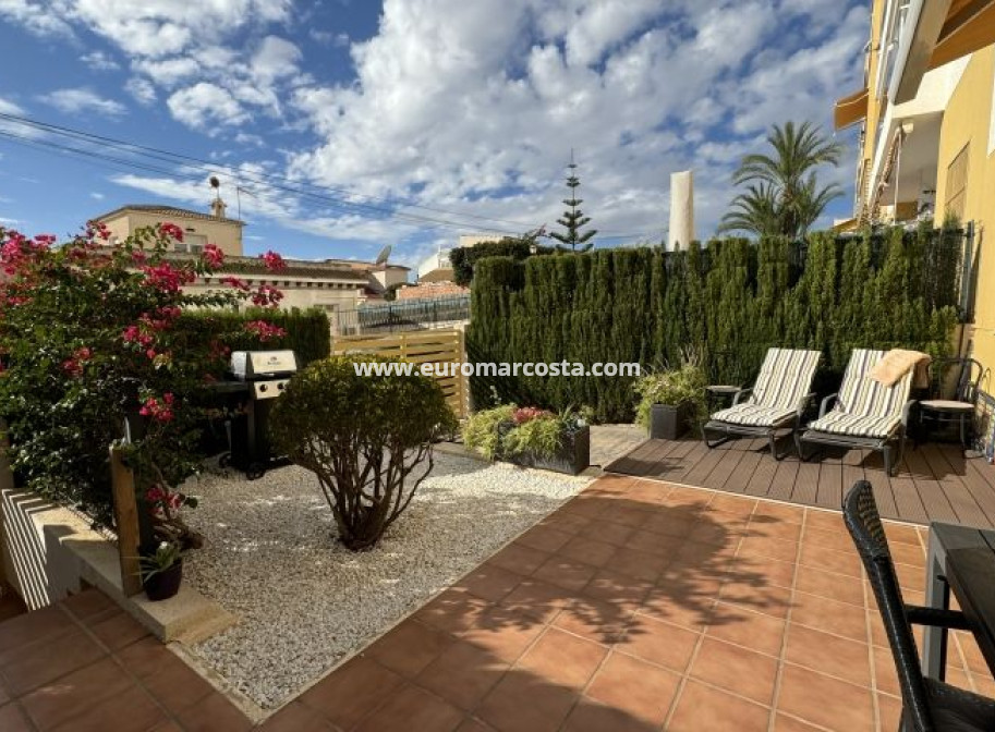 Sale - Apartment / flat - Orihuela Costa