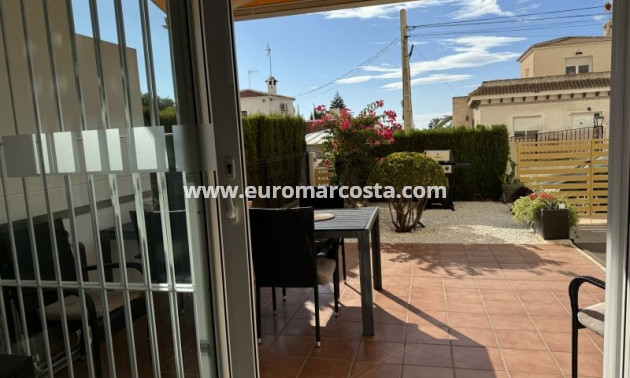 Sale - Apartment / flat - Orihuela Costa