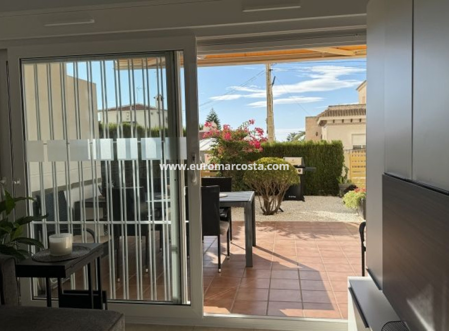 Sale - Apartment / flat - Orihuela Costa