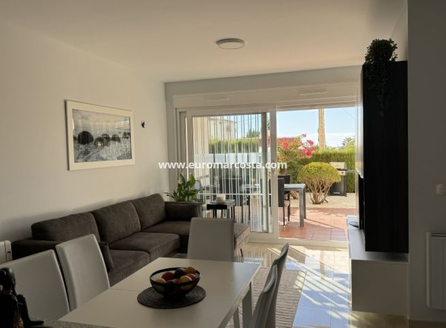 Sale - Apartment / flat - Orihuela Costa