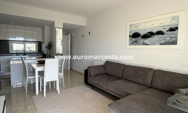 Sale - Apartment / flat - Orihuela Costa