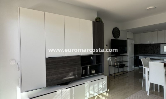 Sale - Apartment / flat - Orihuela Costa