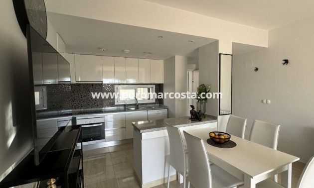 Sale - Apartment / flat - Orihuela Costa