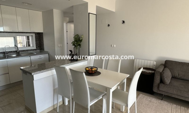 Sale - Apartment / flat - Orihuela Costa