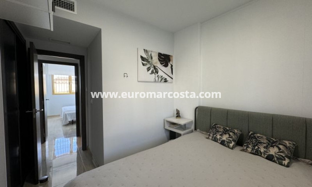 Sale - Apartment / flat - Orihuela Costa