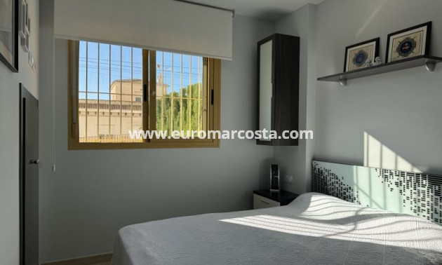 Sale - Apartment / flat - Orihuela Costa