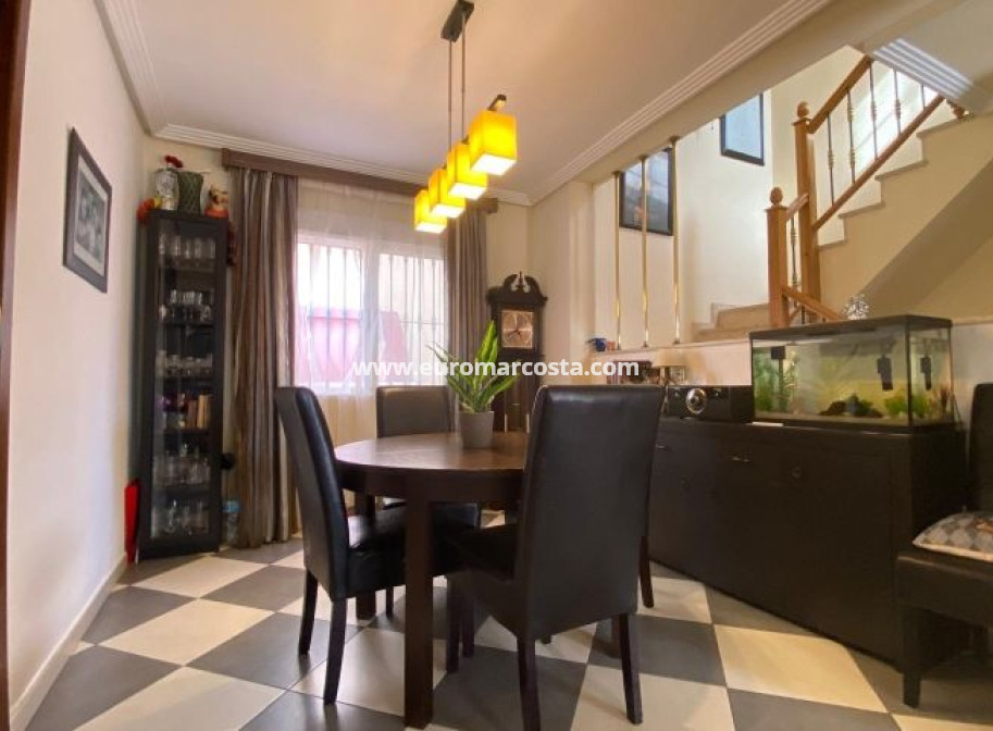 Venta - Villa - Orihuela Costa