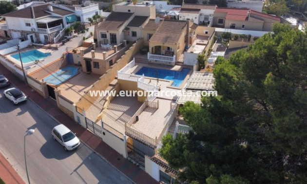 Sale - Villa - Torrevieja - Orihuela Costa