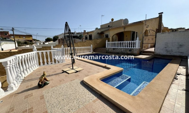 Sale - Villa - Torrevieja - Orihuela Costa