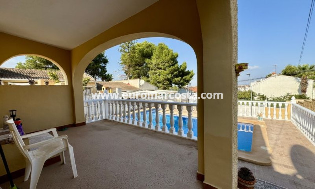 Sale - Villa - Torrevieja - Orihuela Costa