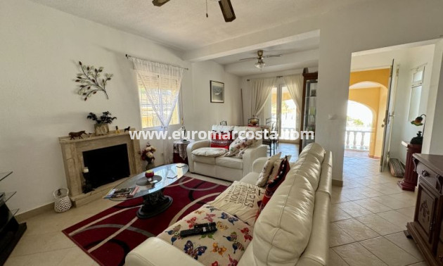 Sale - Villa - Torrevieja - Orihuela Costa