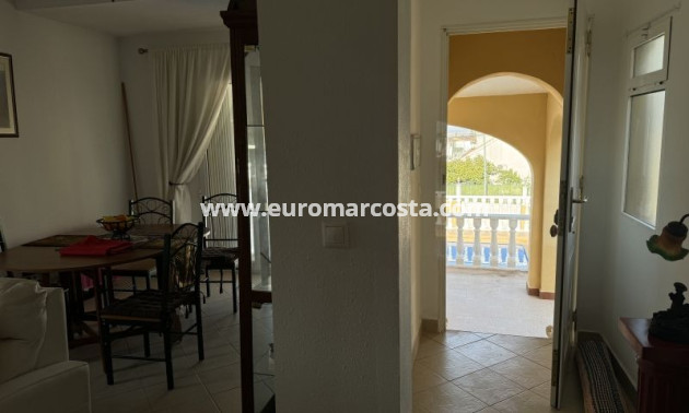 Sale - Villa - Torrevieja - Orihuela Costa