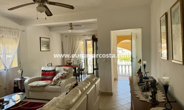 Sale - Villa - Torrevieja - Orihuela Costa