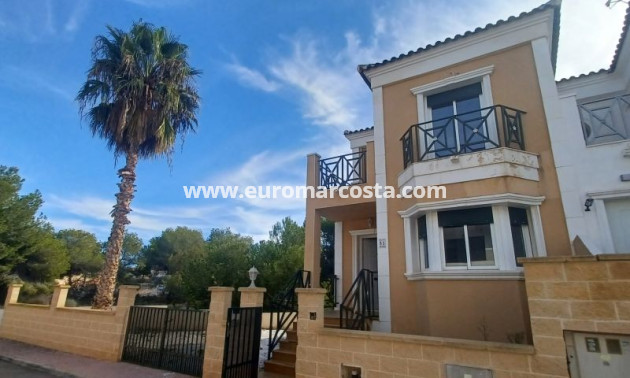 Sale - Villa - Orihuela