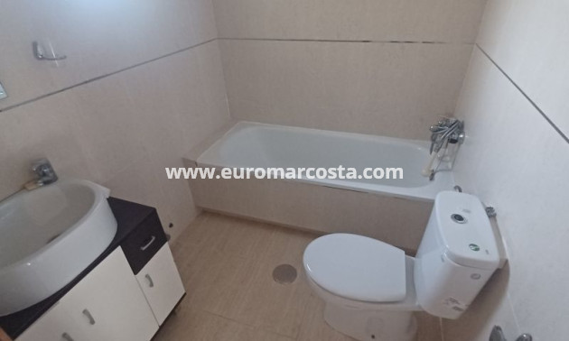 Sale - Villa - Orihuela
