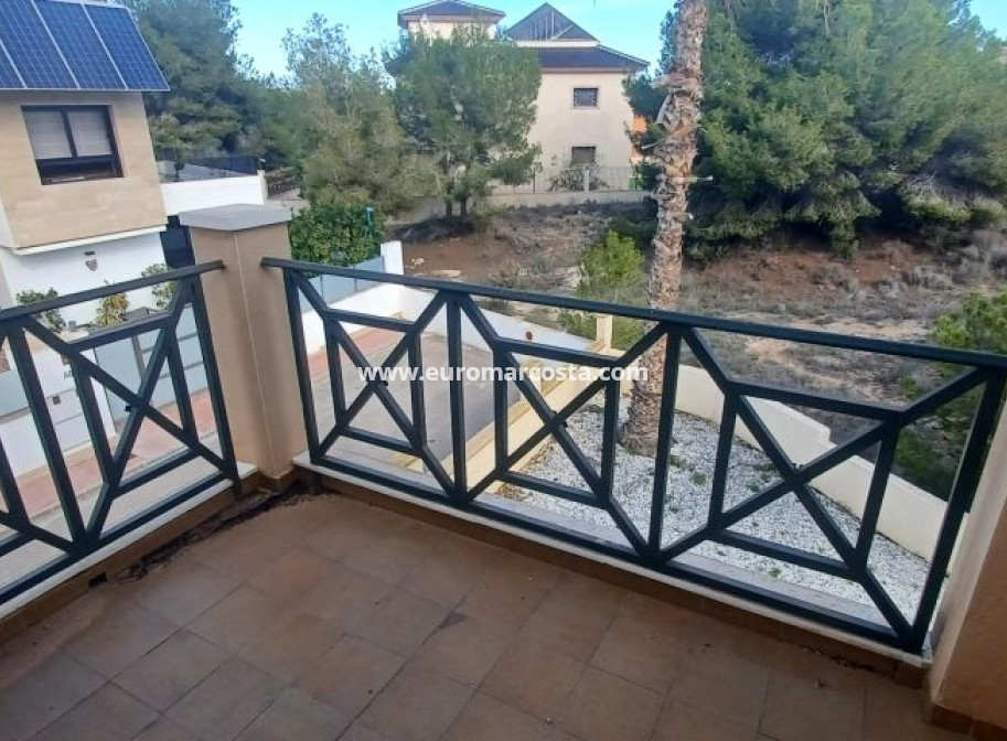 Sale - Villa - Orihuela