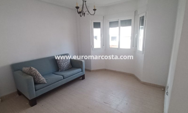 Sale - Villa - Orihuela