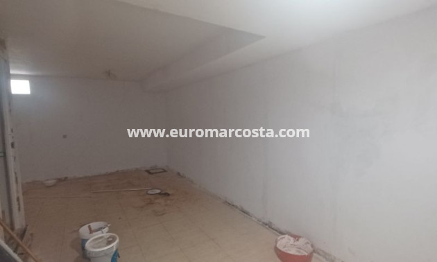 Sale - Villa - Orihuela