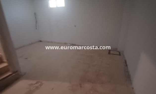 Sale - Villa - Orihuela