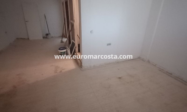 Sale - Villa - Orihuela