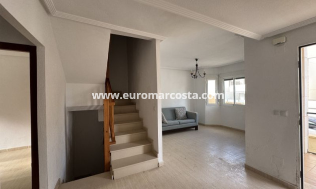Sale - Villa - Orihuela
