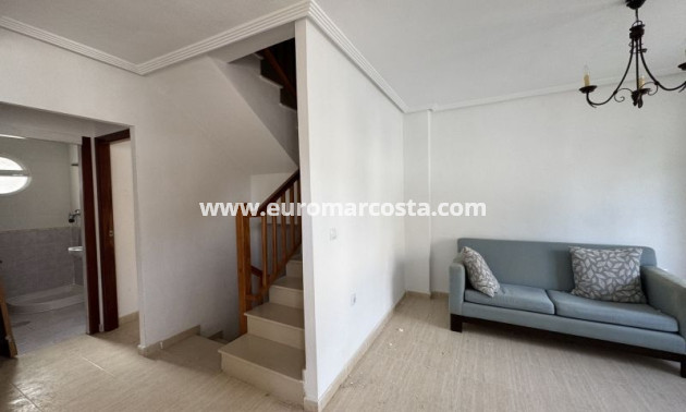 Sale - Villa - Orihuela