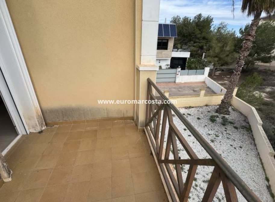 Sale - Villa - Orihuela