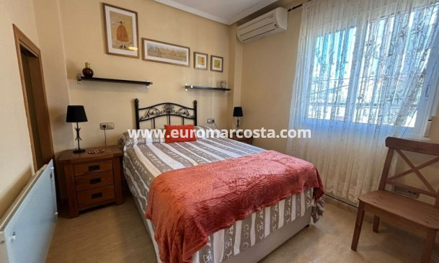 Objekte zum Wiederverkauf - Stadthaus - Orihuela Costa