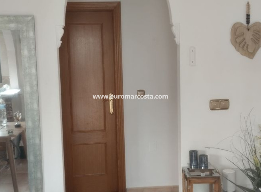 Sale - Villa - Hondón de las Nieves