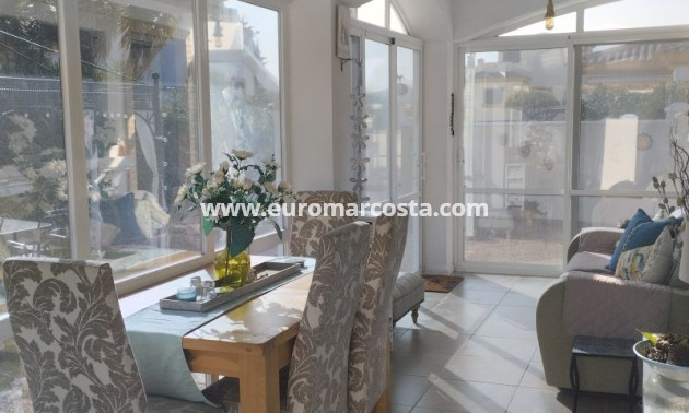 Sale - Villa - Hondón de las Nieves