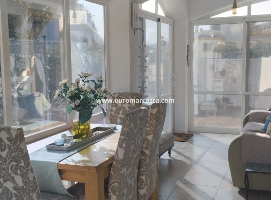 Sale - Villa - Hondón de las Nieves