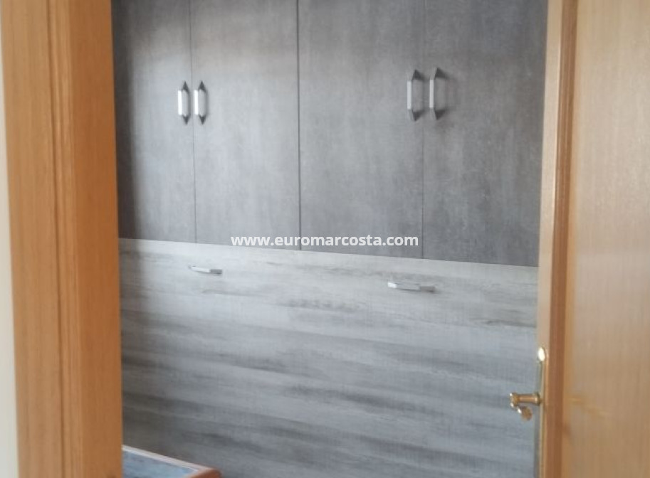 Sale - Villa - Hondón de las Nieves