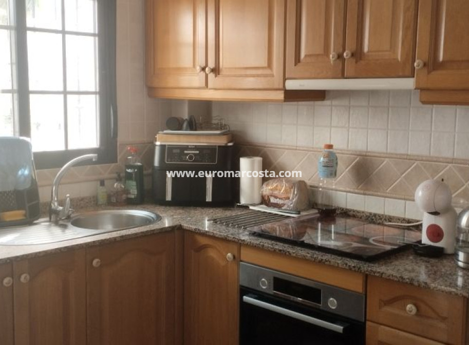Sale - Villa - Hondón de las Nieves