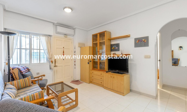 Sale - Bungalow Planta Baja - Torrevieja - La Mata