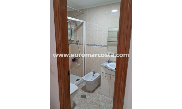 Venta - Apartamento / piso - Torrevieja - TORREVIEJA