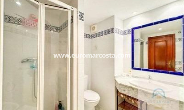 Venta - Apartamento / piso - Torrevieja - TORREVIEJA