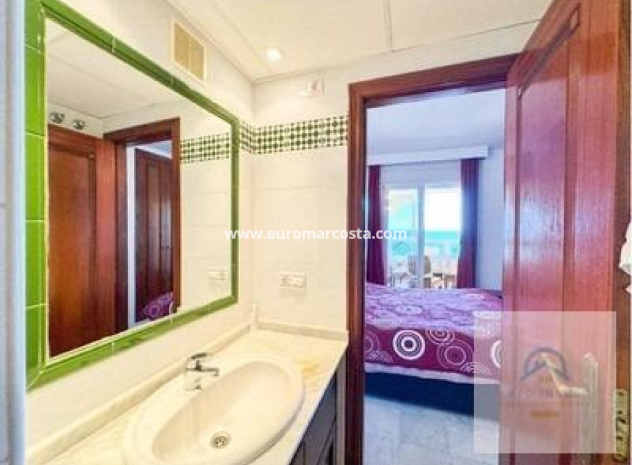 Venta - Apartamento / piso - Torrevieja - TORREVIEJA