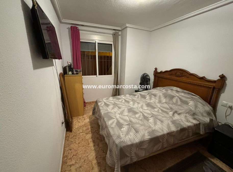 Venta - Apartamento / piso - Torrevieja - TORREVIEJA