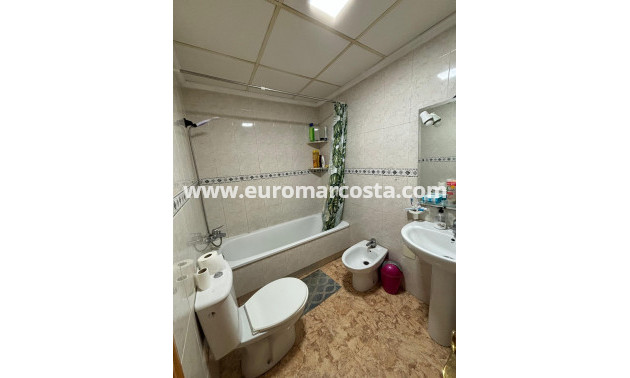 Venta - Apartamento / piso - Torrevieja - TORREVIEJA