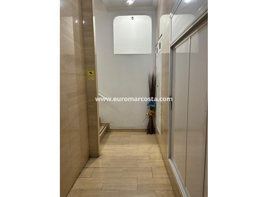 Venta - Apartamento / piso - Torrevieja - TORREVIEJA