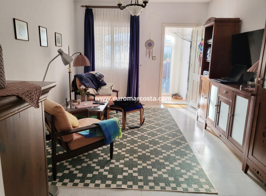 Venta - Bungalow Planta Baja - Torrevieja - TORREVIEJA