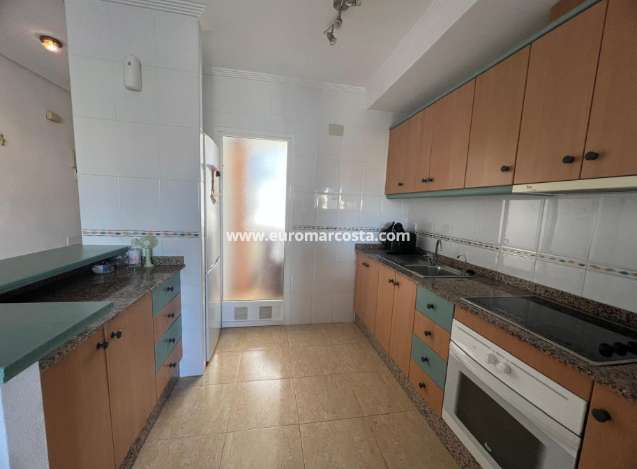 Objekte zum Wiederverkauf - Wohnung - Orihuela Costa - TORREVIEJA